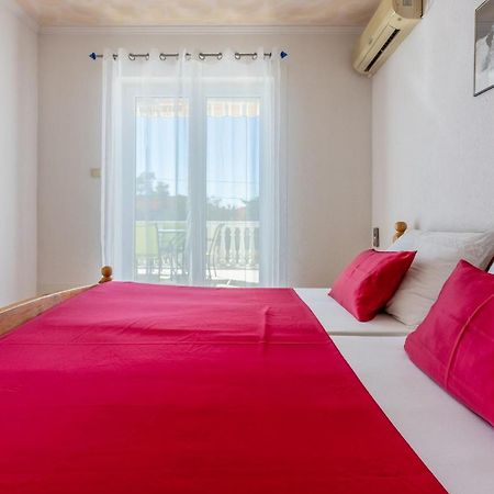 Apartments Pera Selce Exterior photo