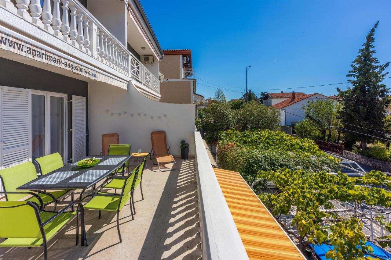 Apartments Pera Selce Exterior photo