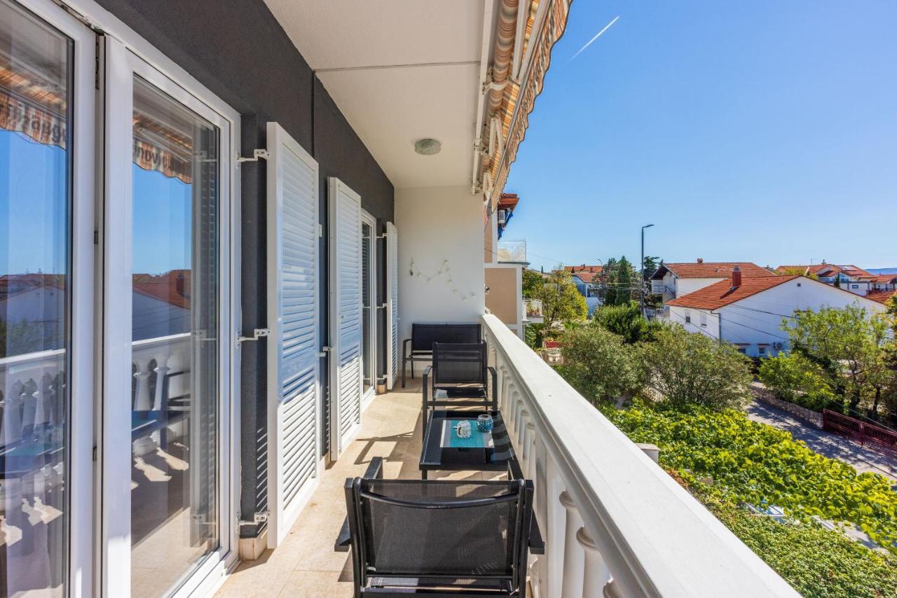 Apartments Pera Selce Exterior photo
